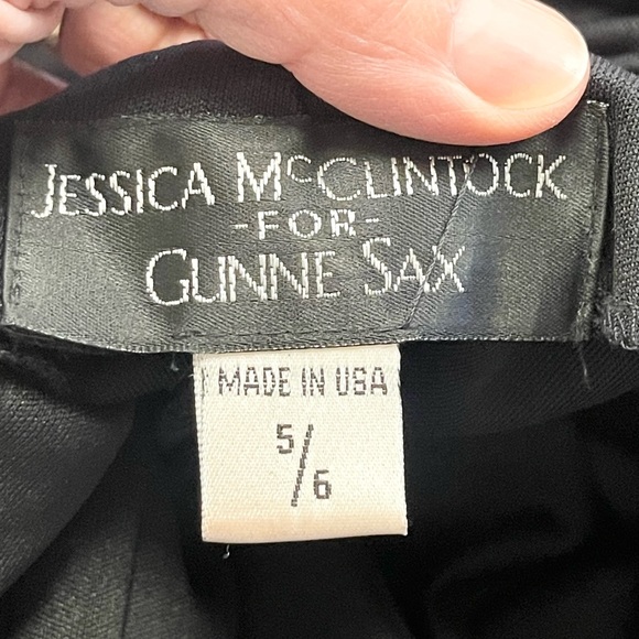 Stunning vintage ‘90’s Jessica McClintock zebra print velvet strapless gown! - Picture 12 of 13